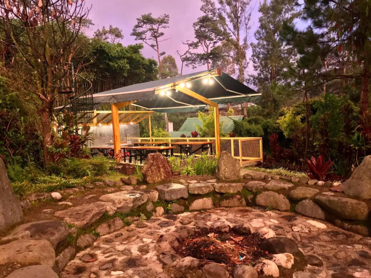 Log Cabin Hotel - Safari Lodge Baguio Baguio City Eksteriør billede
